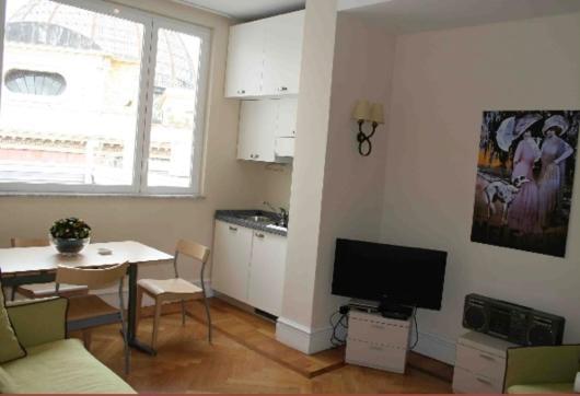 Residence Gli Angioini Srl Napels Buitenkant foto